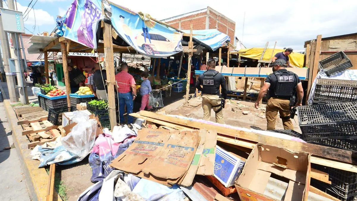 Destrozos mercado 2